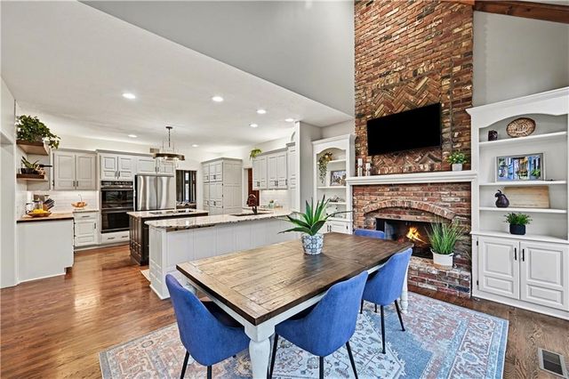 6113 N Mattox Road, Kansas City, MO 64151