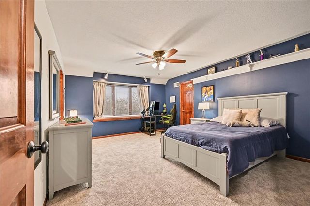 6113 N Mattox Road, Kansas City, MO 64151