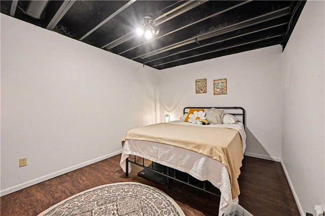 6113 N Mattox Road, Kansas City, MO 64151