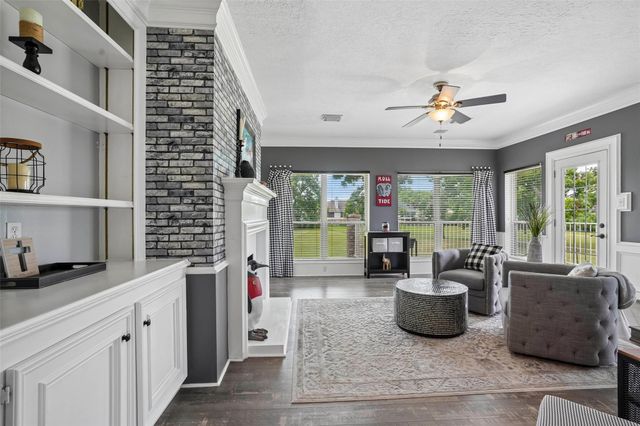 2419 Vintage Circle, Richmond, TX 77406