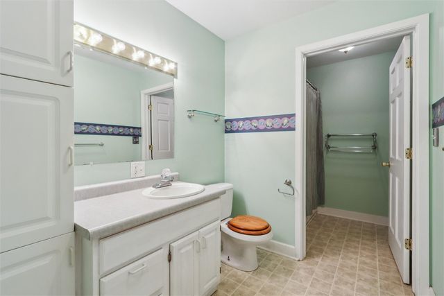 300 W Pine Street, Marengo, IA 52301