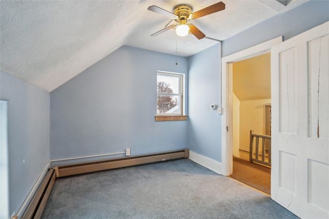 300 W Pine Street, Marengo, IA 52301