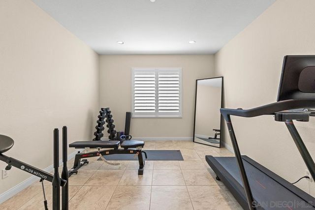 705 Sungold Way, Escondido, CA 92027