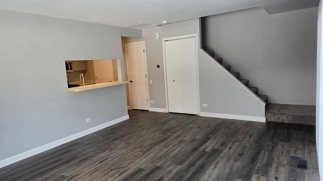 462 Thomas Paine Court 1, Aurora, IL 60504