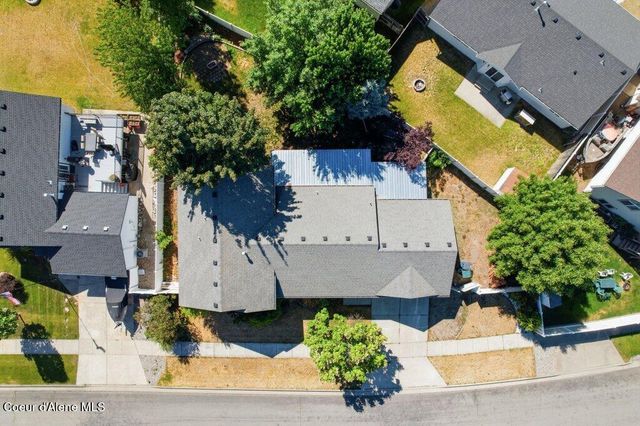 2925 N Sand Trap WAY, Post Falls, ID 83854