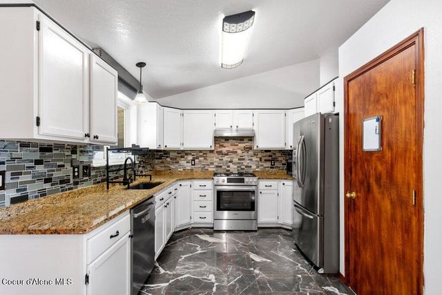 2925 N Sand Trap WAY, Post Falls, ID 83854