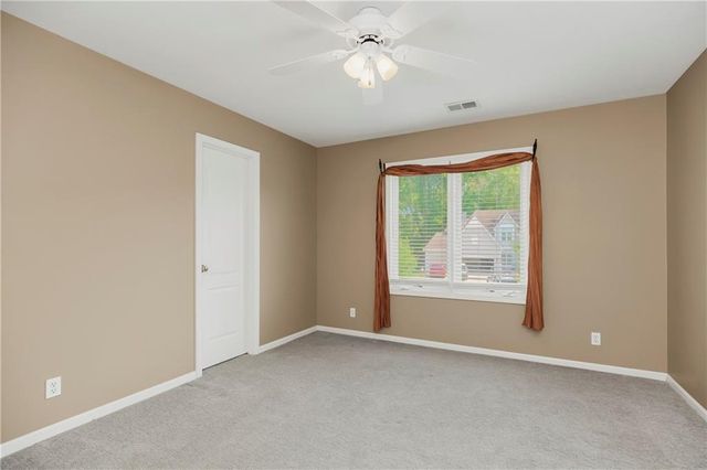 808 SW Springwater Lane, Lee's Summit, MO 64081