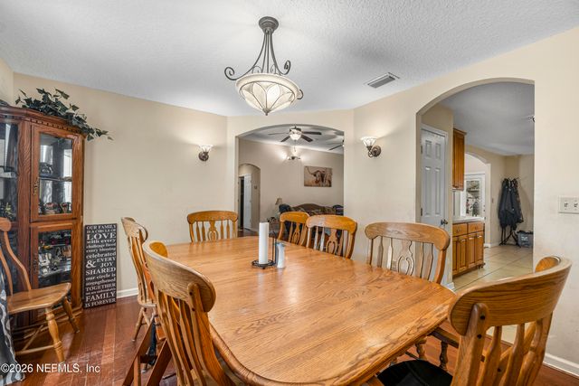 1725 DAVIDSON FARM Road, Jacksonville, FL 32218