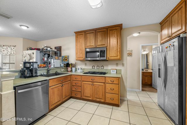 1725 DAVIDSON FARM Road, Jacksonville, FL 32218