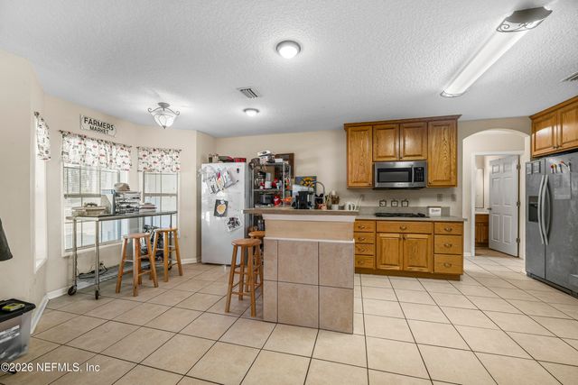 1725 DAVIDSON FARM Road, Jacksonville, FL 32218