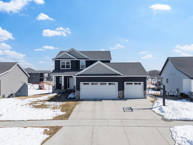 855 Towne Drive NE, Byron, MN 55920