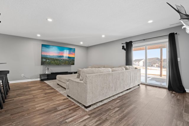 855 Towne Drive NE, Byron, MN 55920