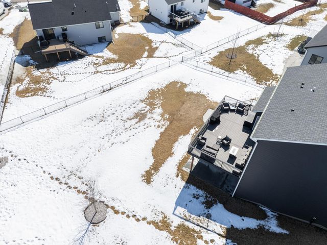 855 Towne Drive NE, Byron, MN 55920