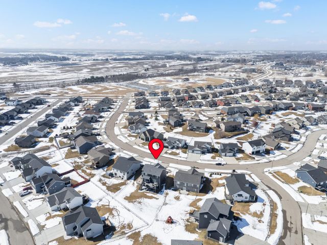 855 Towne Drive NE, Byron, MN 55920