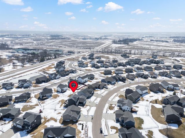 855 Towne Drive NE, Byron, MN 55920