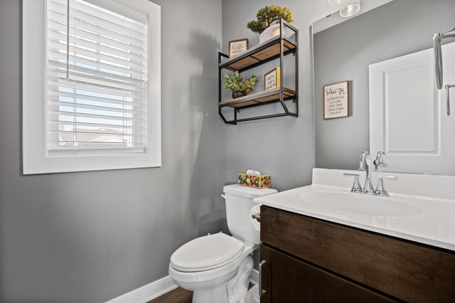 855 Towne Drive NE, Byron, MN 55920