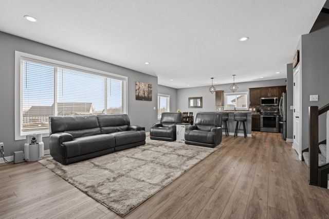 855 Towne Drive NE, Byron, MN 55920