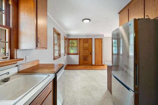 13 Driscoll Drive, St. Albans City, VT 05478