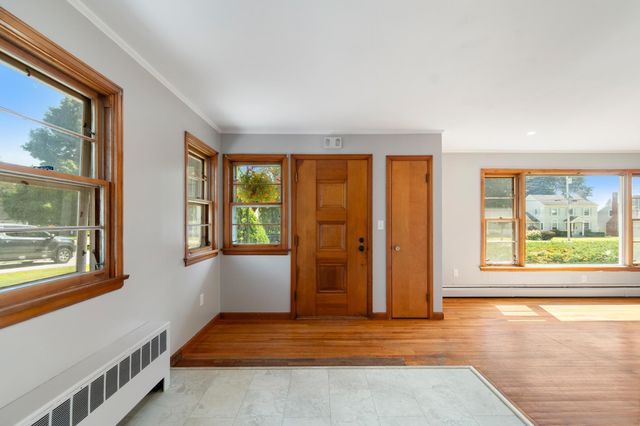 13 Driscoll Drive, St. Albans City, VT 05478