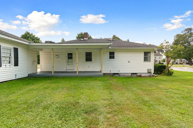 13 Driscoll Drive, St. Albans City, VT 05478