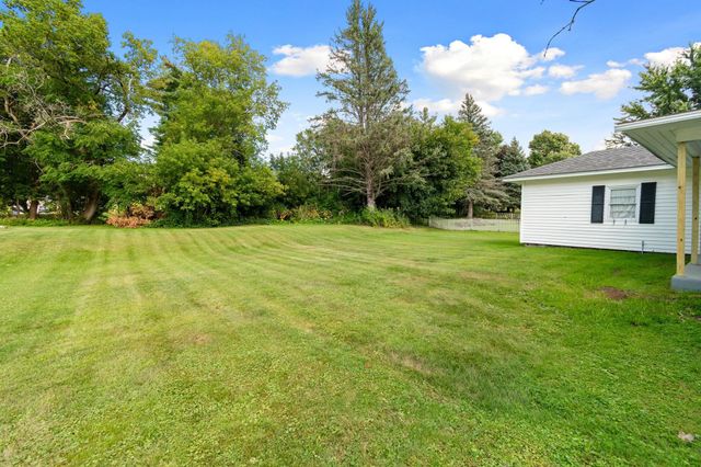 13 Driscoll Drive, St. Albans City, VT 05478