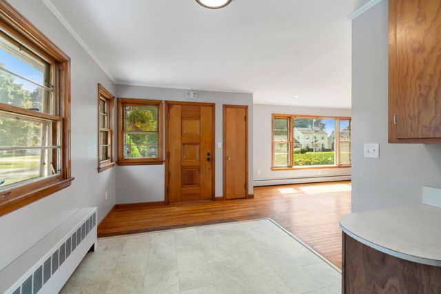 13 Driscoll Drive, St. Albans City, VT 05478