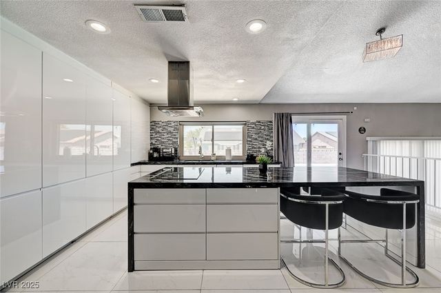 6352 Peppermill Drive, Las Vegas, NV 89146