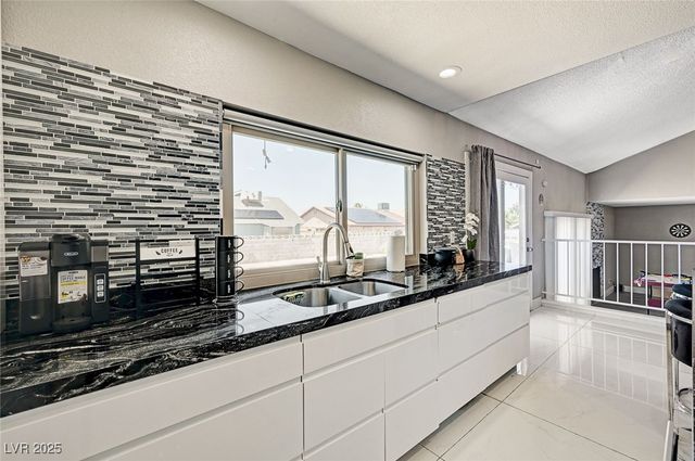 6352 Peppermill Drive, Las Vegas, NV 89146