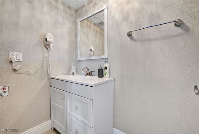 6352 Peppermill Drive, Las Vegas, NV 89146