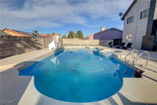 6352 Peppermill Drive, Las Vegas, NV 89146