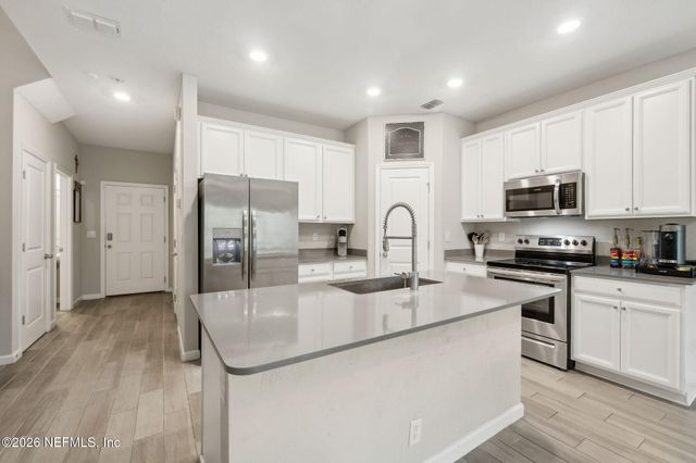 150 BORACAY Circle, St. Johns, FL 32259