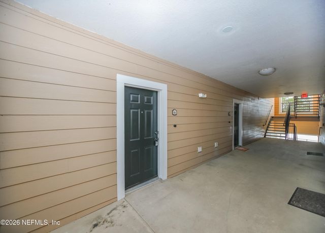 8550 TOUCHTON Road 621, Jacksonville, FL 32216