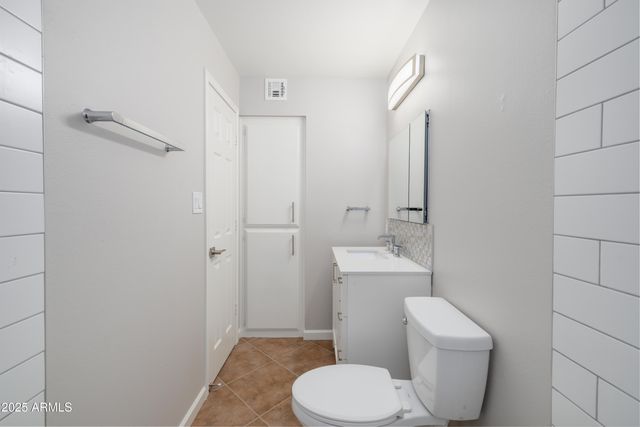 8643 E PALO VERDE Drive, Scottsdale, AZ 85250