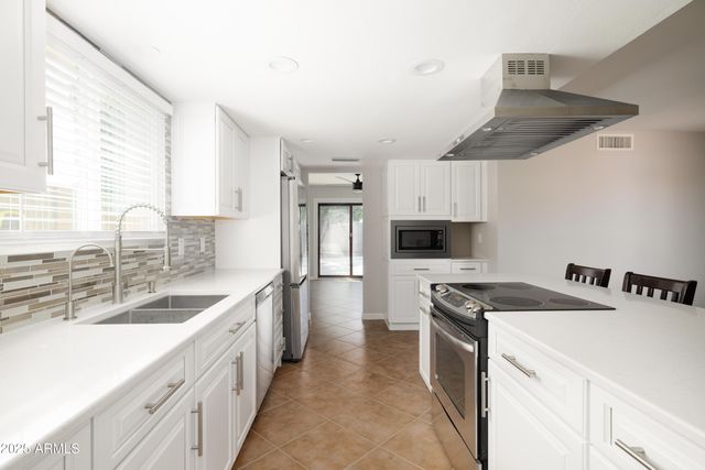 8643 E PALO VERDE Drive, Scottsdale, AZ 85250