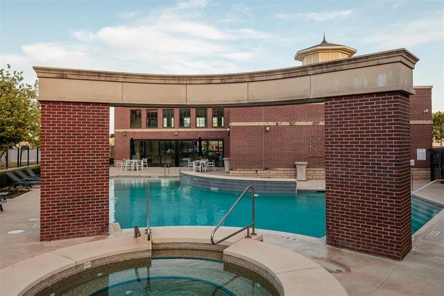 422 NE 2nd Street, Oklahoma City, OK 73107