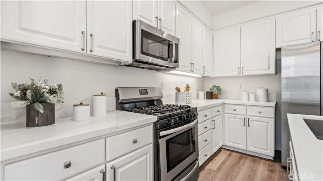 1 Warmspring, Aliso Viejo, CA 92656
