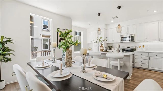1 Warmspring, Aliso Viejo, CA 92656