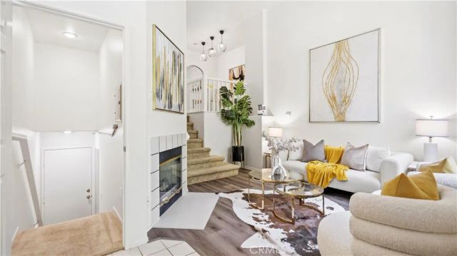1 Warmspring, Aliso Viejo, CA 92656