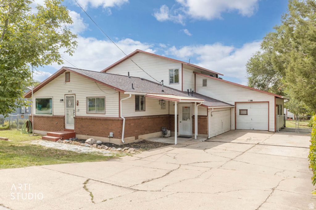 5671 S 2700 W, Roy, UT 84067 — photo 2