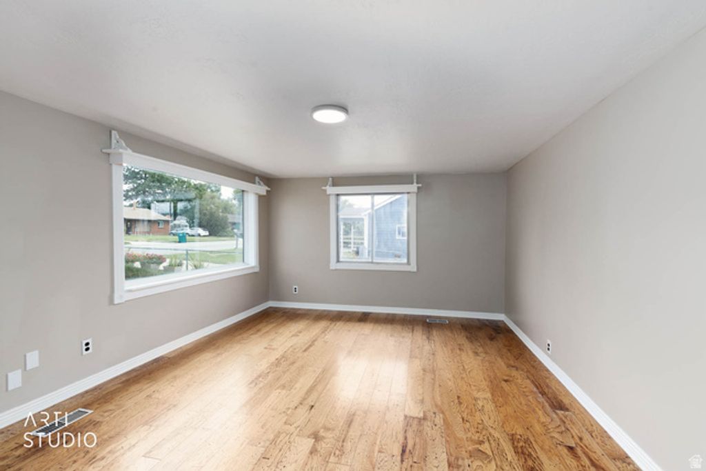 5671 S 2700 W, Roy, UT 84067 — photo 5