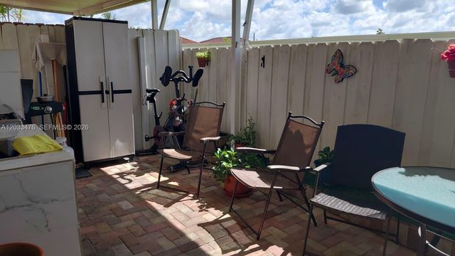 507 W 68th Street 5, Hialeah, FL 33014