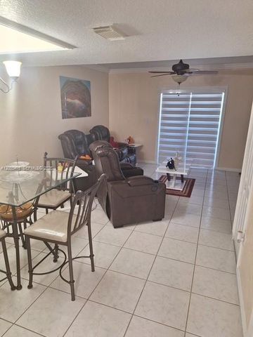 507 W 68th Street 5, Hialeah, FL 33014