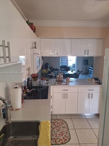 507 W 68th Street 5, Hialeah, FL 33014