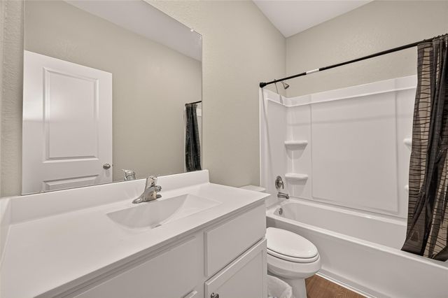 6402 Autumn Equinox Drive, Houston, TX 77048