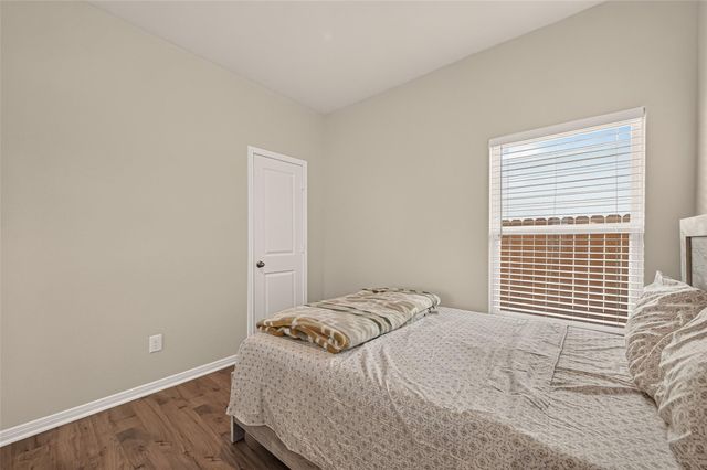 6402 Autumn Equinox Drive, Houston, TX 77048
