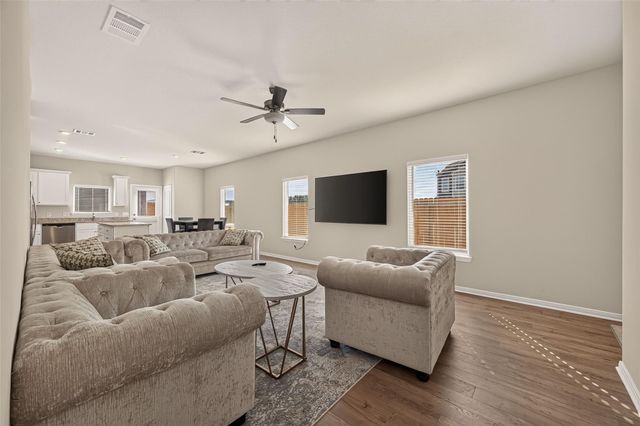 6402 Autumn Equinox Drive, Houston, TX 77048