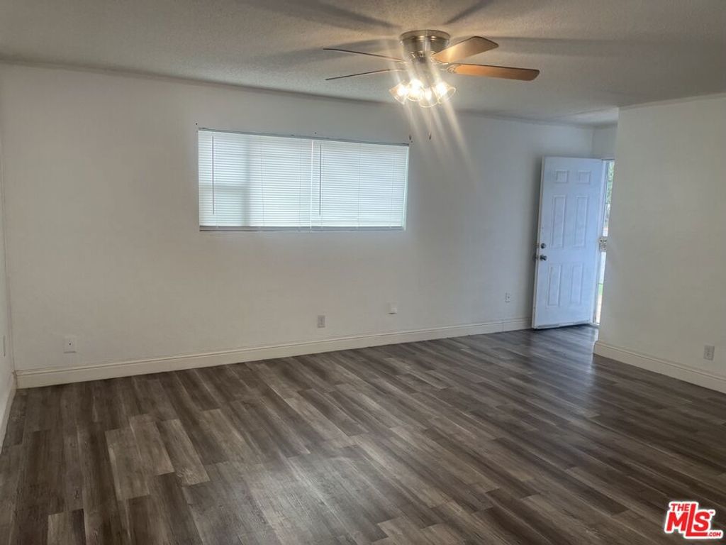 Image 5 of property listing at 2612 Norman Street, Bakersfield, CA 93304