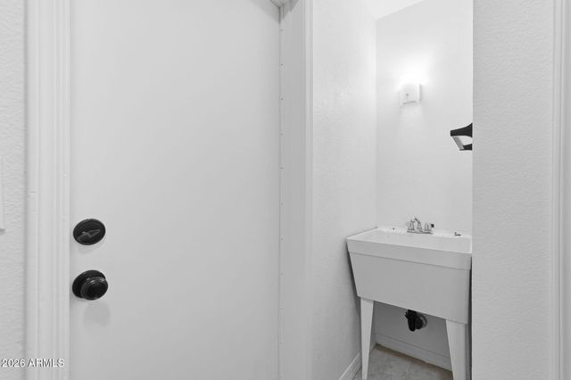 3009 E MENLO Street, Mesa, AZ 85213