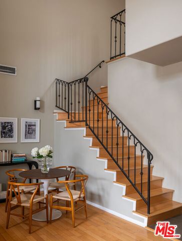 930 N Doheny Drive 305, West Hollywood, CA 90069