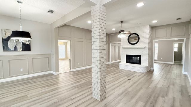 2709 Serenade Court, Arlington, TX 76015